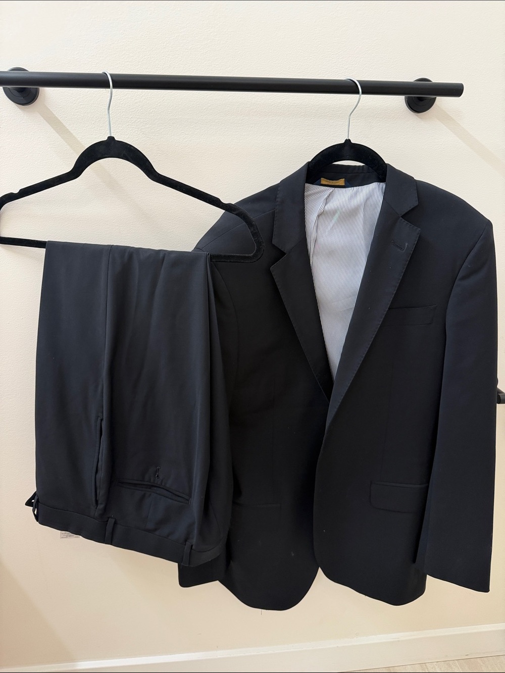 Brooks Brothers Men's Black Classic Two-Piece Suit